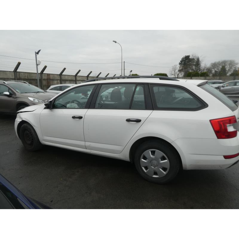 Pivot de moyeu avant droit SKODA OCTAVIA 3 Photo n°16