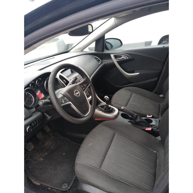 Compresseur clim OPEL ASTRA J Photo n°12