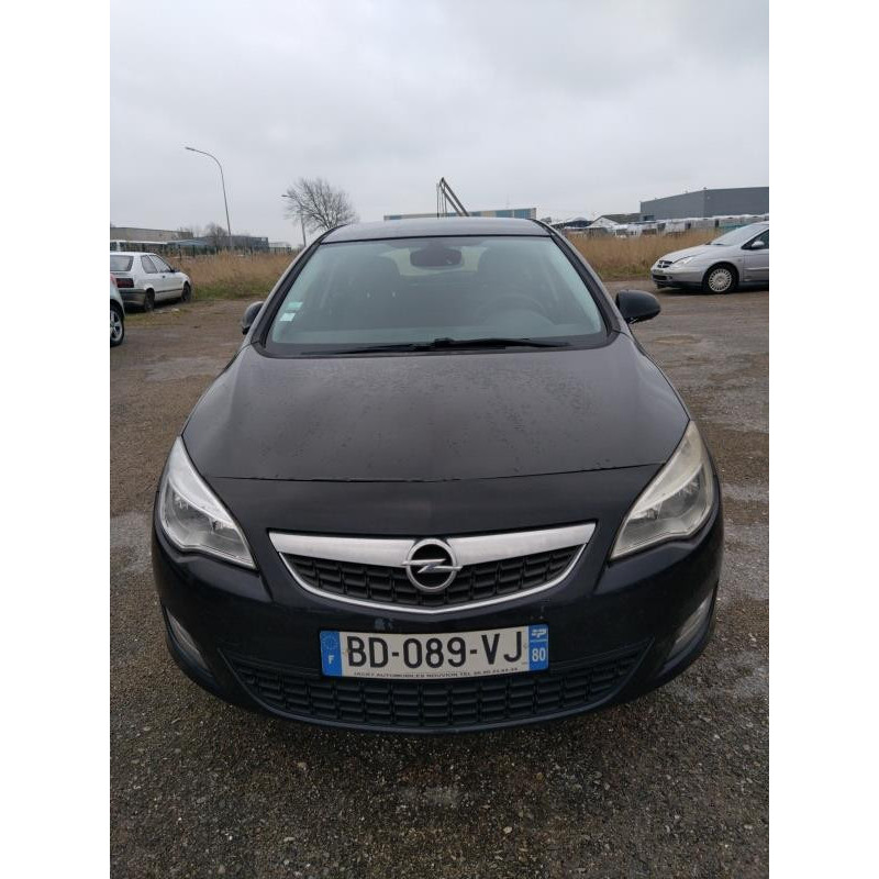 Compresseur clim OPEL ASTRA J Photo n°13