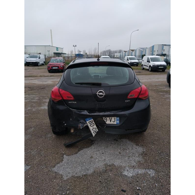 Compresseur clim OPEL ASTRA J Photo n°15