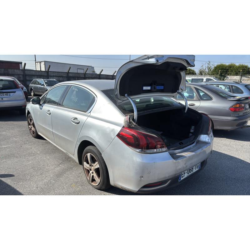 Poignee porte avant droit PEUGEOT 508 1 Photo n°8
