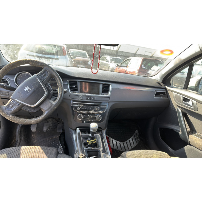 Poignee porte avant droit PEUGEOT 508 1 Photo n°17