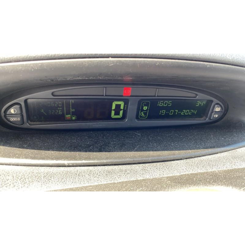 Compresseur clim CITROEN XSARA PICASSO Photo n°8