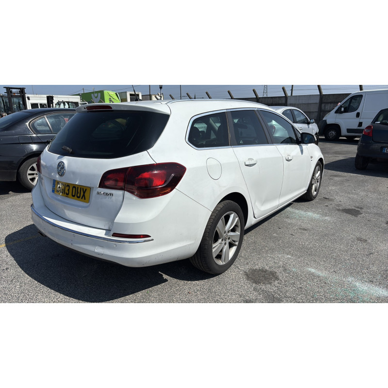 Capot OPEL ASTRA J SPORTS Photo n°13