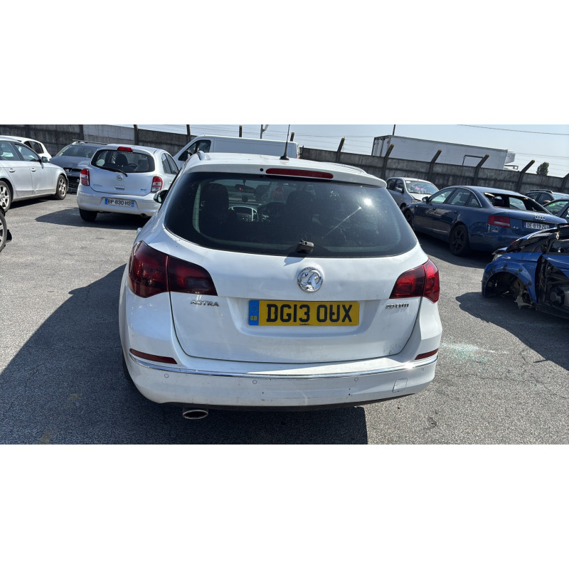 Capot OPEL ASTRA J SPORTS Photo n°15