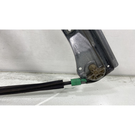 Leve vitre electrique avant gauche RENAULT CLIO 2