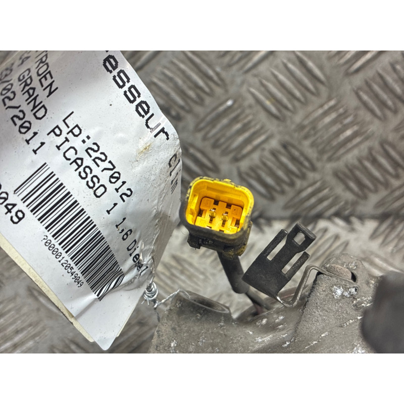 Compresseur clim CITROEN C4 GRAND PICASSO 1 Photo n°1