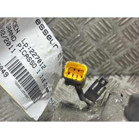 Compresseur clim CITROEN C4 GRAND PICASSO 1 Photo n°1