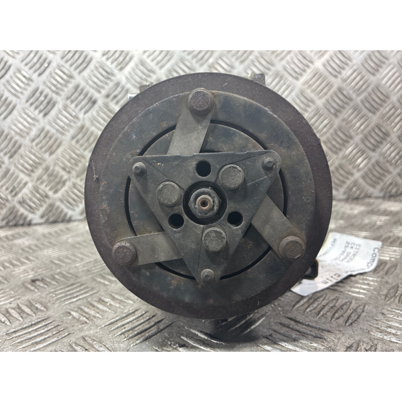 Compresseur clim CITROEN C4 GRAND PICASSO 1 Photo n°5