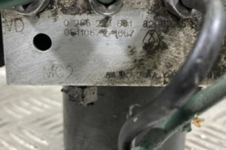 Bloc ABS (freins anti-blocage) RENAULT MEGANE 2