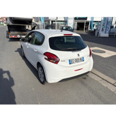 PEUGEOT 208 1 PHASE 2 1.6 BLUE HDI - 8V TURBO