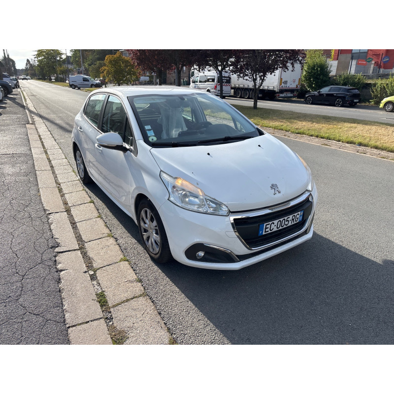 PEUGEOT 208 1 PHASE 2 1.6 BLUE HDI - 8V TURBO Photo n°4