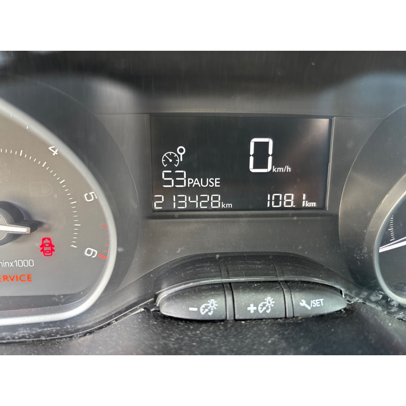 PEUGEOT 208 1 PHASE 2 1.6 BLUE HDI - 8V TURBO Photo n°6