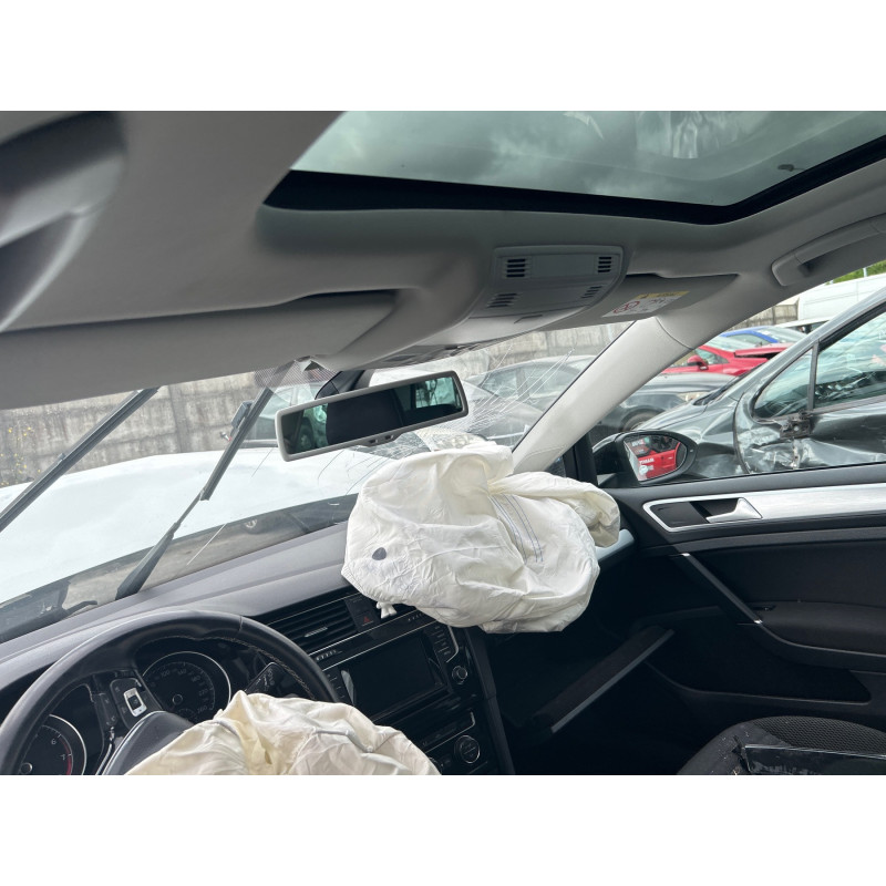 VOLKSWAGEN GOLF 7 PHASE 1 1.4 TSI - 16V TURBO Photo n°9