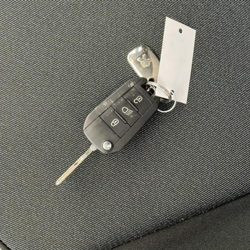 Compteur PEUGEOT 208 1 Photo n°9