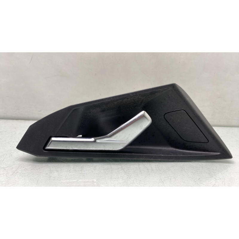 Poignee interieur arriere droit AUDI A3 4 Photo n°1