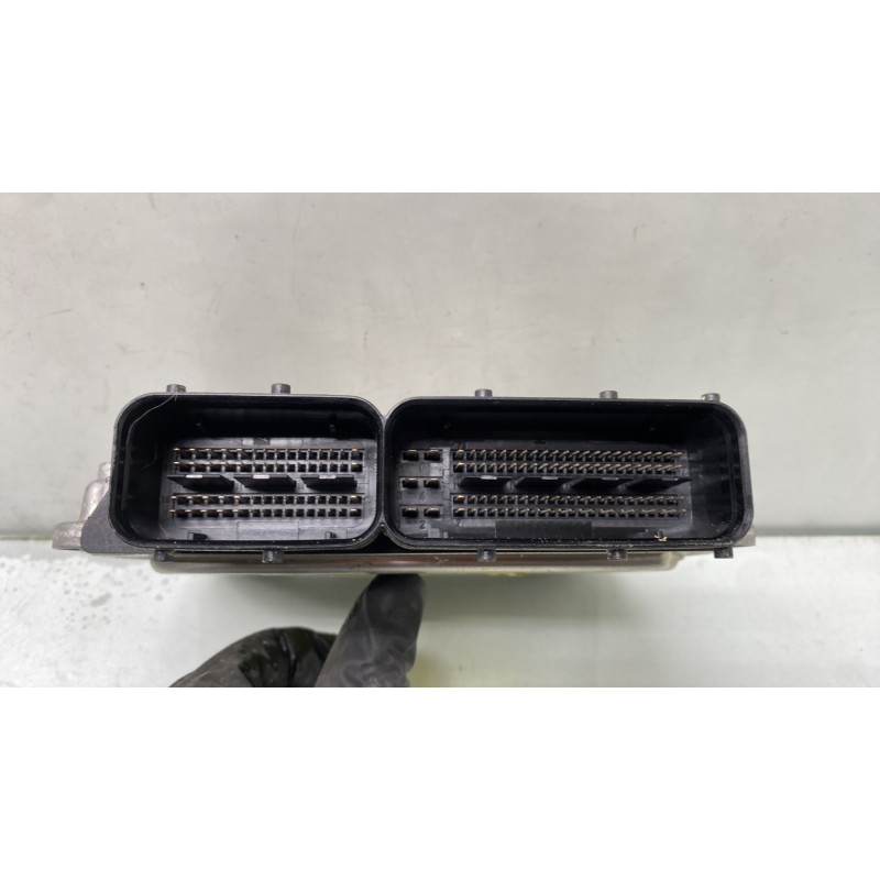Calculateur moteur AUDI A3 4 Photo n°3