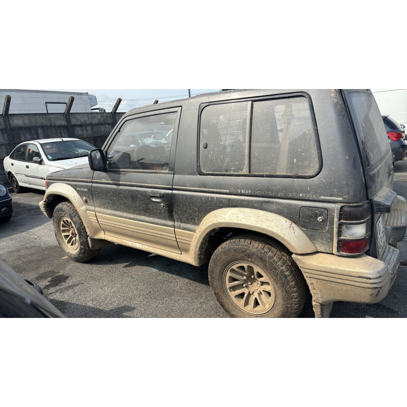 Aile avant gauche MITSUBISHI PAJERO 2 Photo n°10