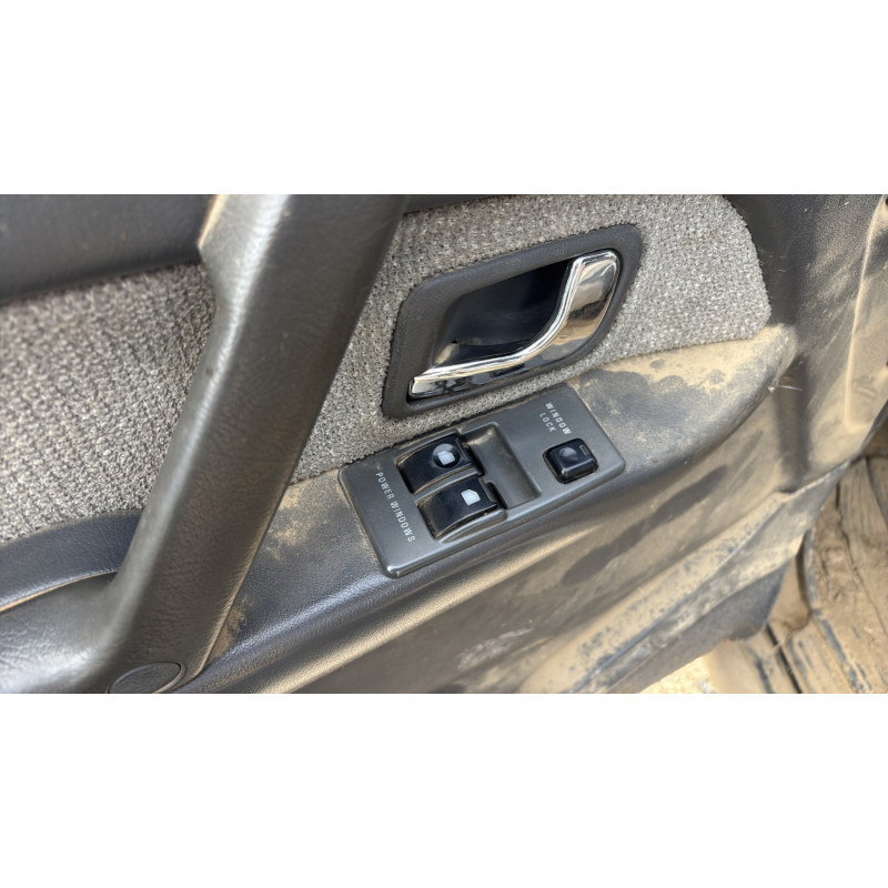 Aile avant gauche MITSUBISHI PAJERO 2 Photo n°14