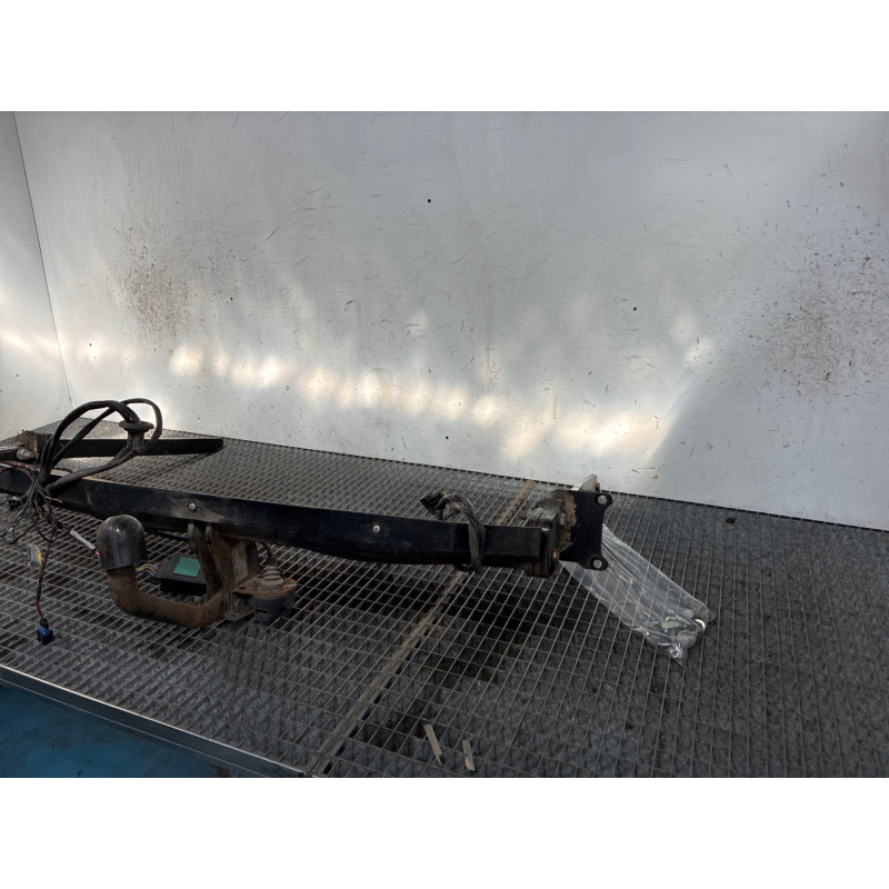 Attelage (boule de remorquage) RENAULT MEGANE 3 Photo n°4
