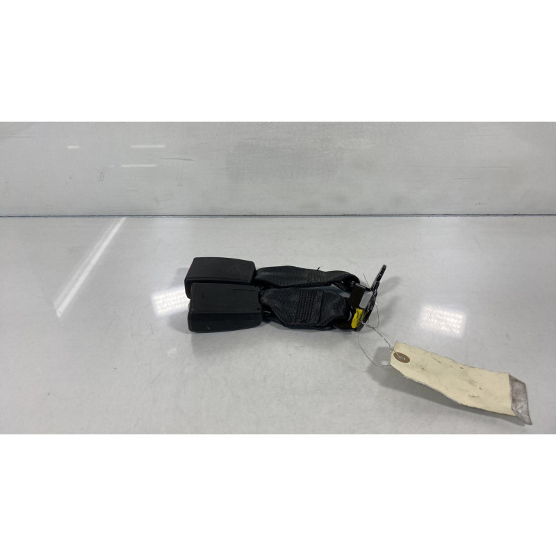 Attache ceinture arriere gauche CITROEN DS3 Photo n°2