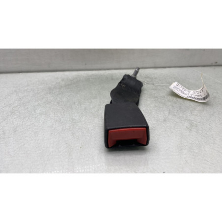 Attache ceinture arriere droit CITROEN DS3