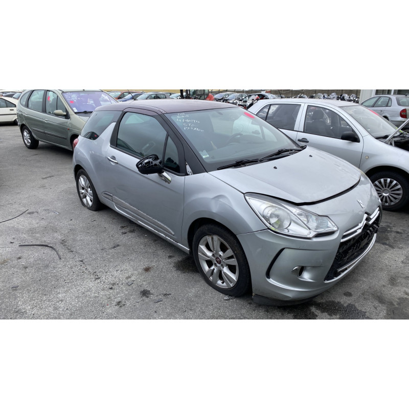 Attache ceinture arriere droit CITROEN DS3 Photo n°6