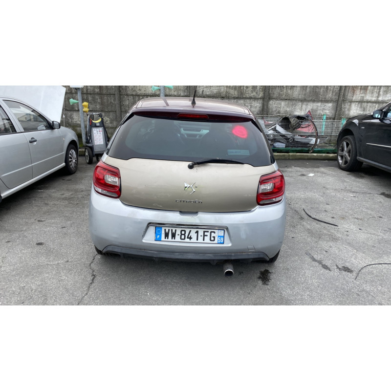 Attache ceinture arriere droit CITROEN DS3 Photo n°9
