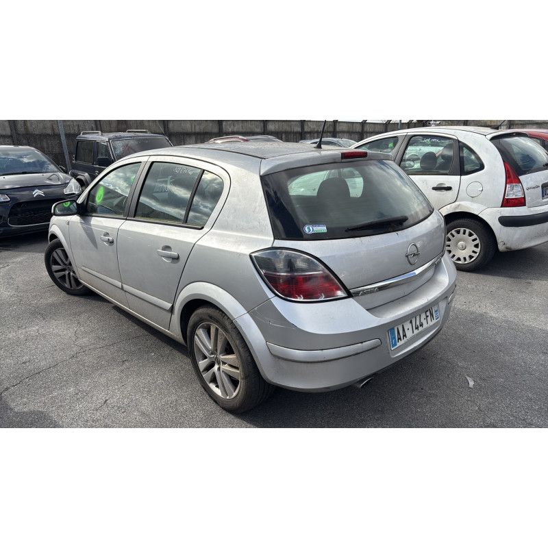 Vase de lave glace OPEL ASTRA H Photo n°9