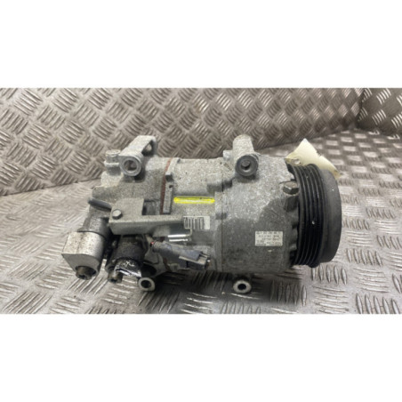 Compresseur clim MERCEDES CLASSE B 245 Photo n°1