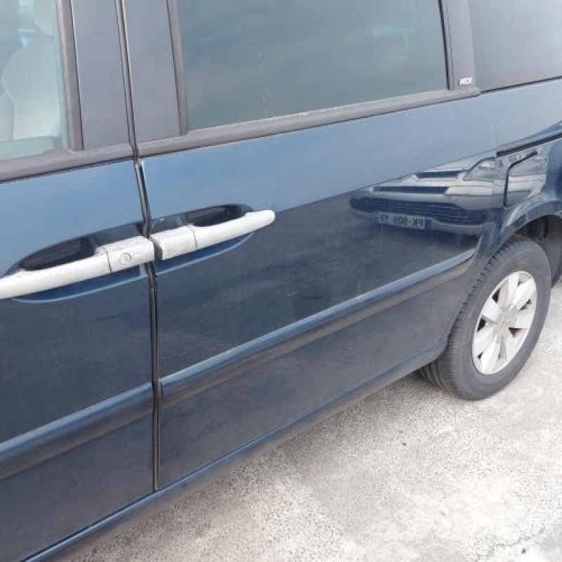 Pretensionneur de ceinture avant droit CITROEN C8 Photo n°10