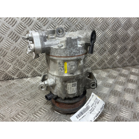 Compresseur clim FORD FIESTA 7