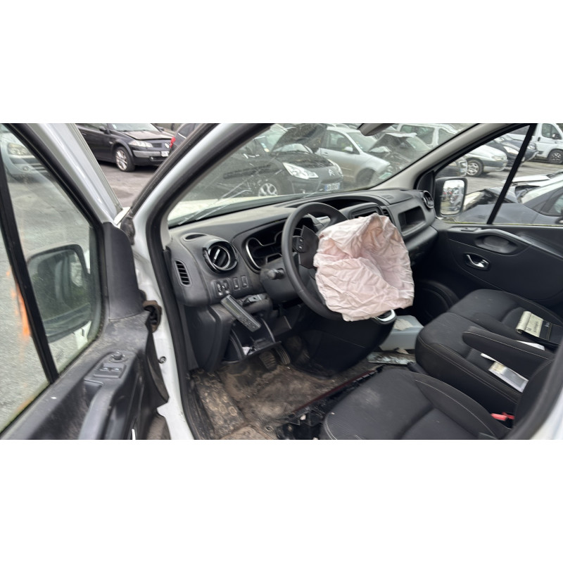 Porte de coffre gauche RENAULT TRAFIC 3 COURT Photo n°18