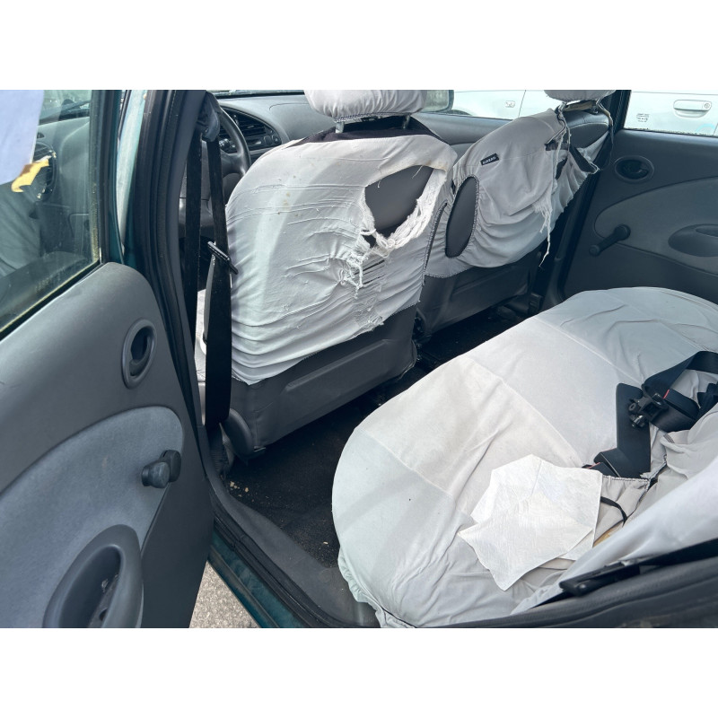Porte avant gauche FORD FIESTA 4 Photo n°7