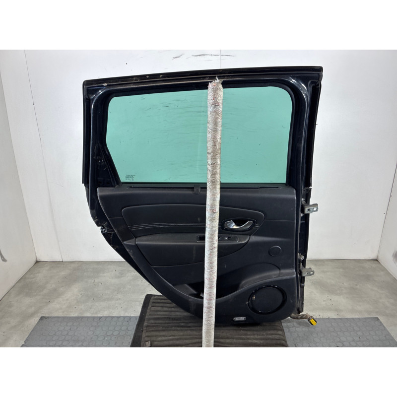Porte arriere gauche RENAULT SCENIC 3 Photo n°1