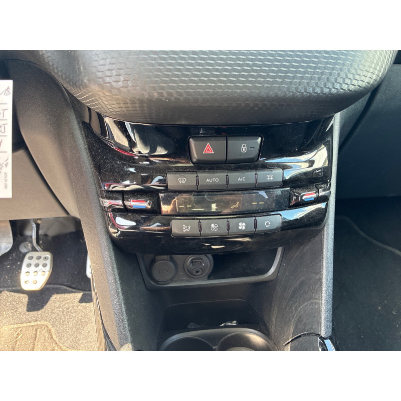 PEUGEOT 2008 1 PHASE 1 1.2 PURETECH - 12V TURBO Photo n°18