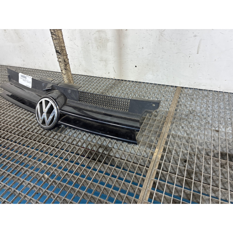 Calandre VOLKSWAGEN GOLF 4 Photo n°4