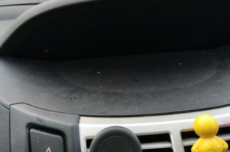 Pretensionneur de ceinture avant droit TOYOTA YARIS 2