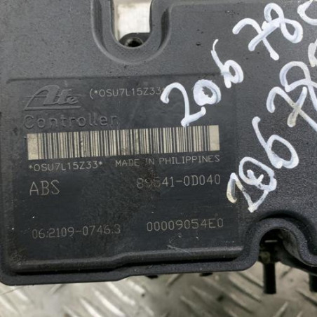 Bloc ABS (freins anti-blocage) TOYOTA YARIS 2