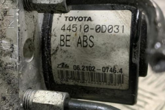 Bloc ABS (freins anti-blocage) TOYOTA YARIS 2