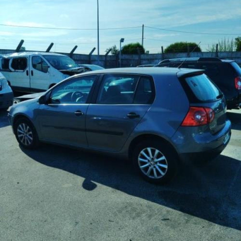 Feu arriere principal droit (feux) VOLKSWAGEN GOLF 5 Photo n°7