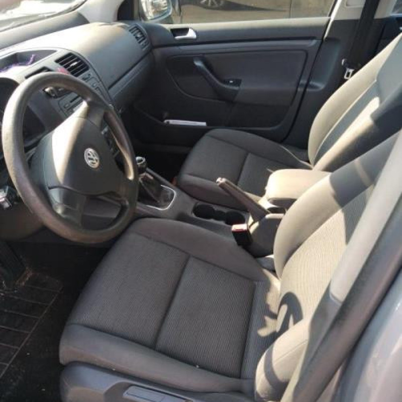 Feu arriere principal droit (feux) VOLKSWAGEN GOLF 5 Photo n°9
