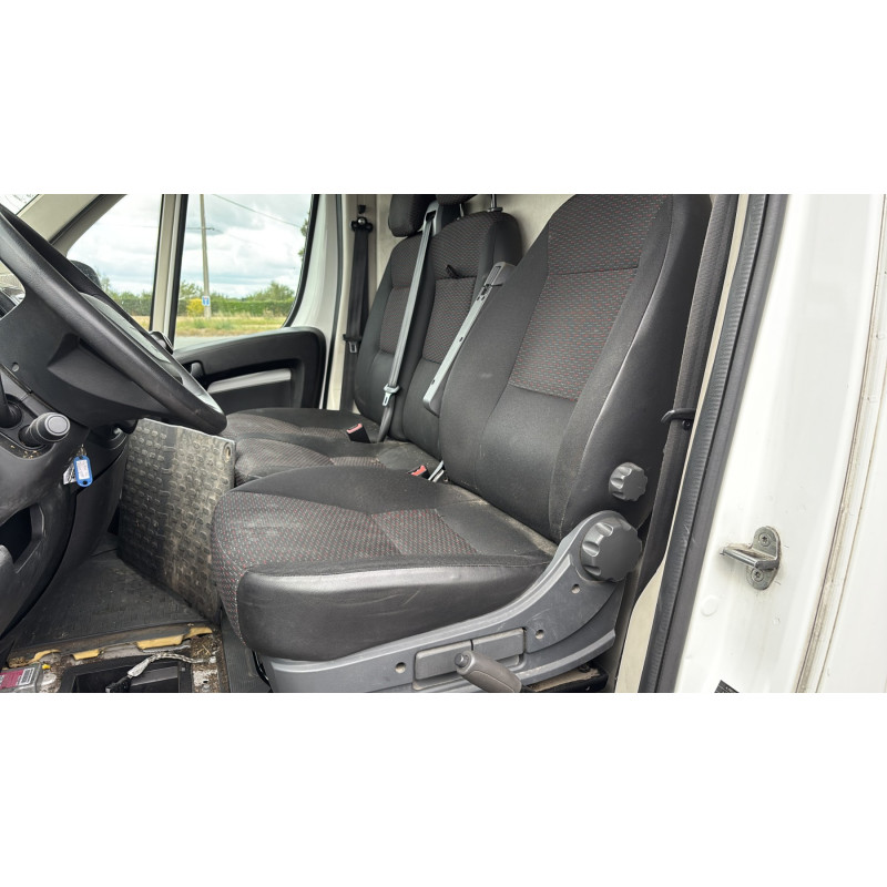 PEUGEOT BOXER 3 PHASE 2 2.2 BLUE HDI - 16V TURBO Photo n°12