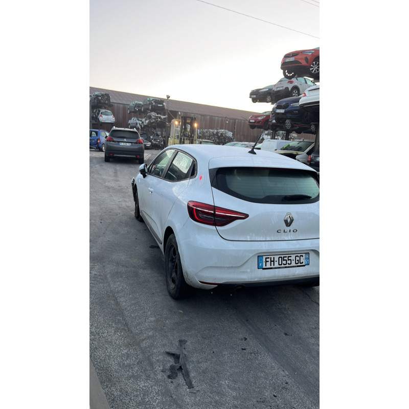 RENAULT CLIO 5 PHASE 1 1.0i - 12V TURBO TCE 100 Photo n°4