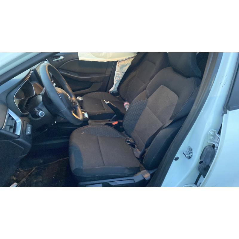 RENAULT CLIO 5 PHASE 1 1.0i - 12V TURBO TCE 100 Photo n°21