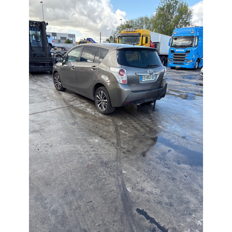 TOYOTA VERSO PHASE 2 1.6 D4D - 16V TURBO Photo n°7