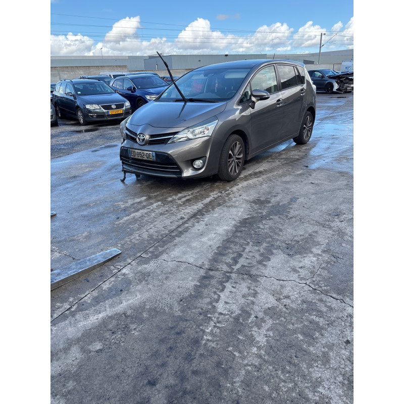 TOYOTA VERSO PHASE 2 1.6 D4D - 16V TURBO Photo n°9