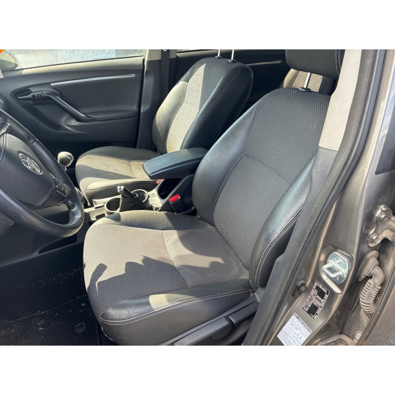 TOYOTA VERSO PHASE 2 1.6 D4D - 16V TURBO Photo n°19
