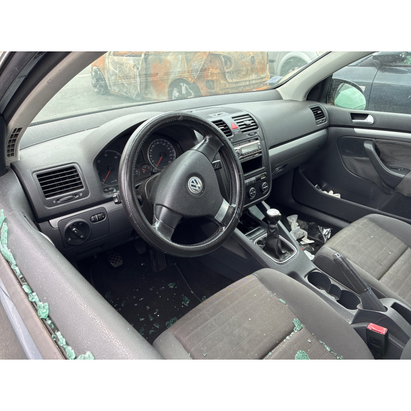 VOLKSWAGEN GOLF 5 1.9 TDI - 8V TURBO Photo n°13