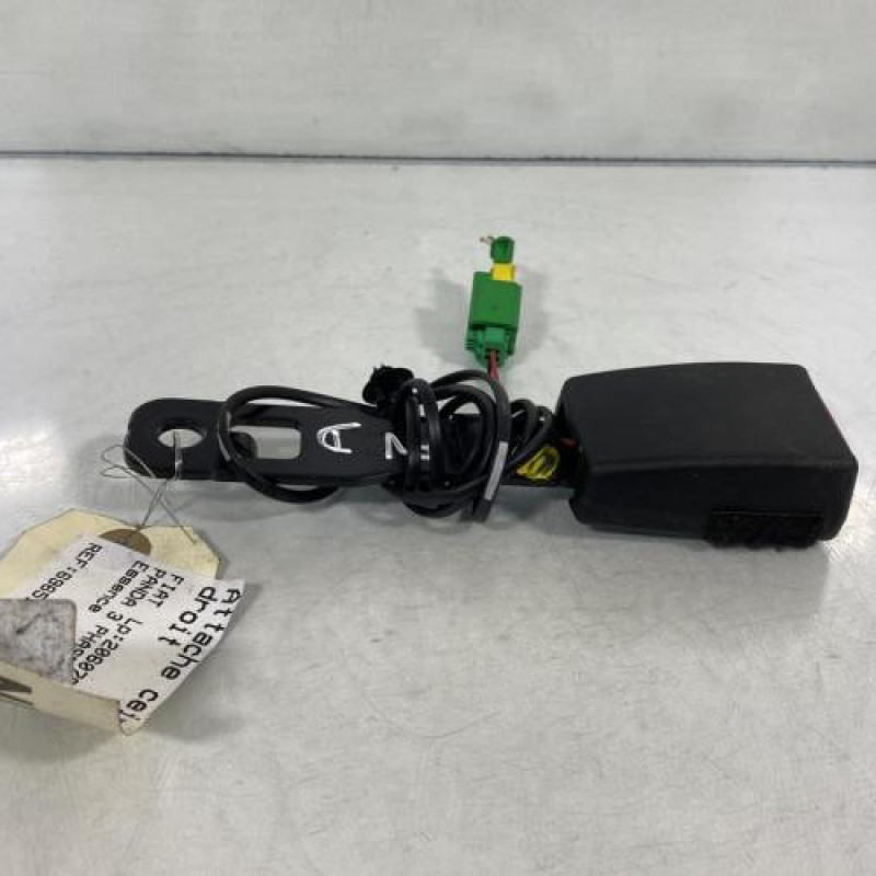 Attache ceinture avant droit FIAT PANDA 3 Photo n°3